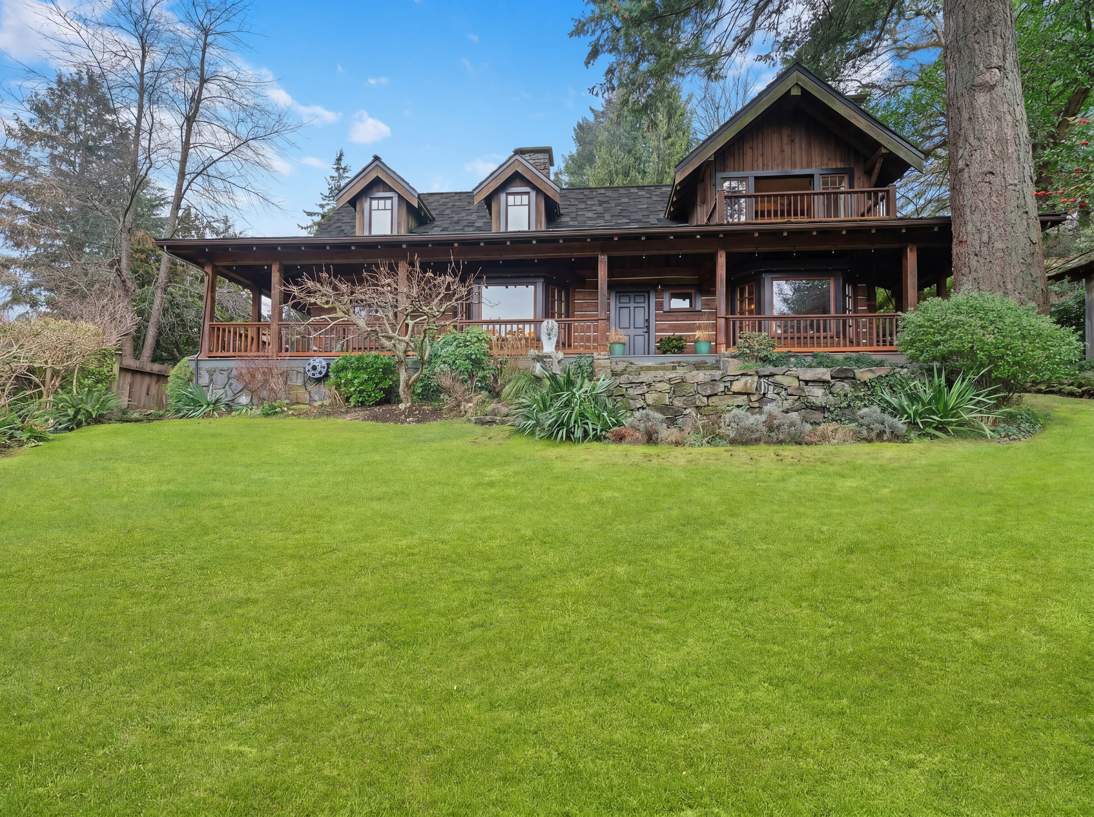 5851 Eagle Island